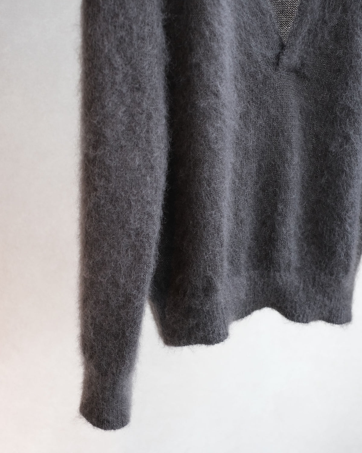 Ernie Palo Silk Kid Mohair V-neck P/O GRAY (EP12KN01)