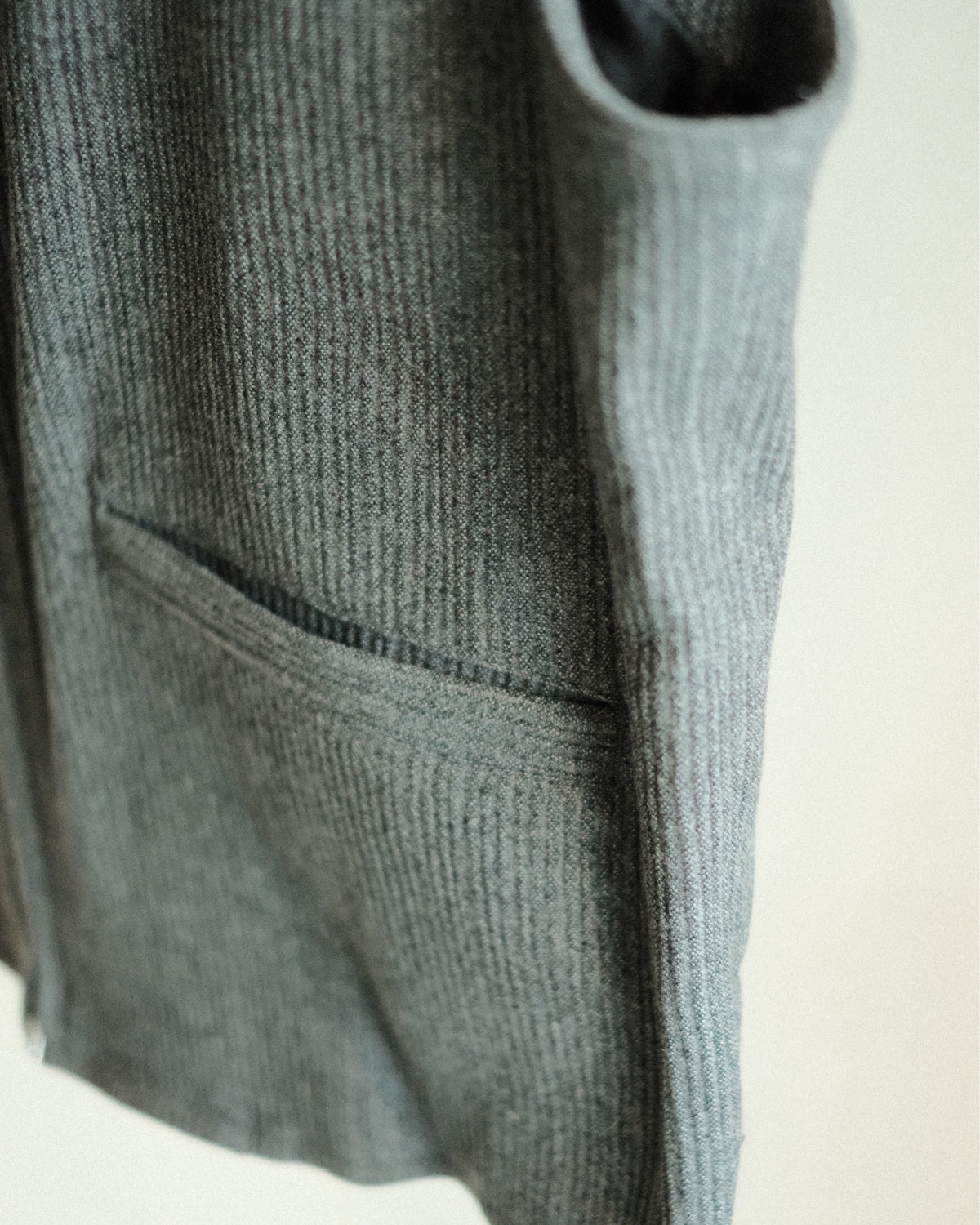 Ernie Palo Wool Corduroy Vest Top Gray EP12VT01 ポケット・脇とコーデュロイ生地の詳細
