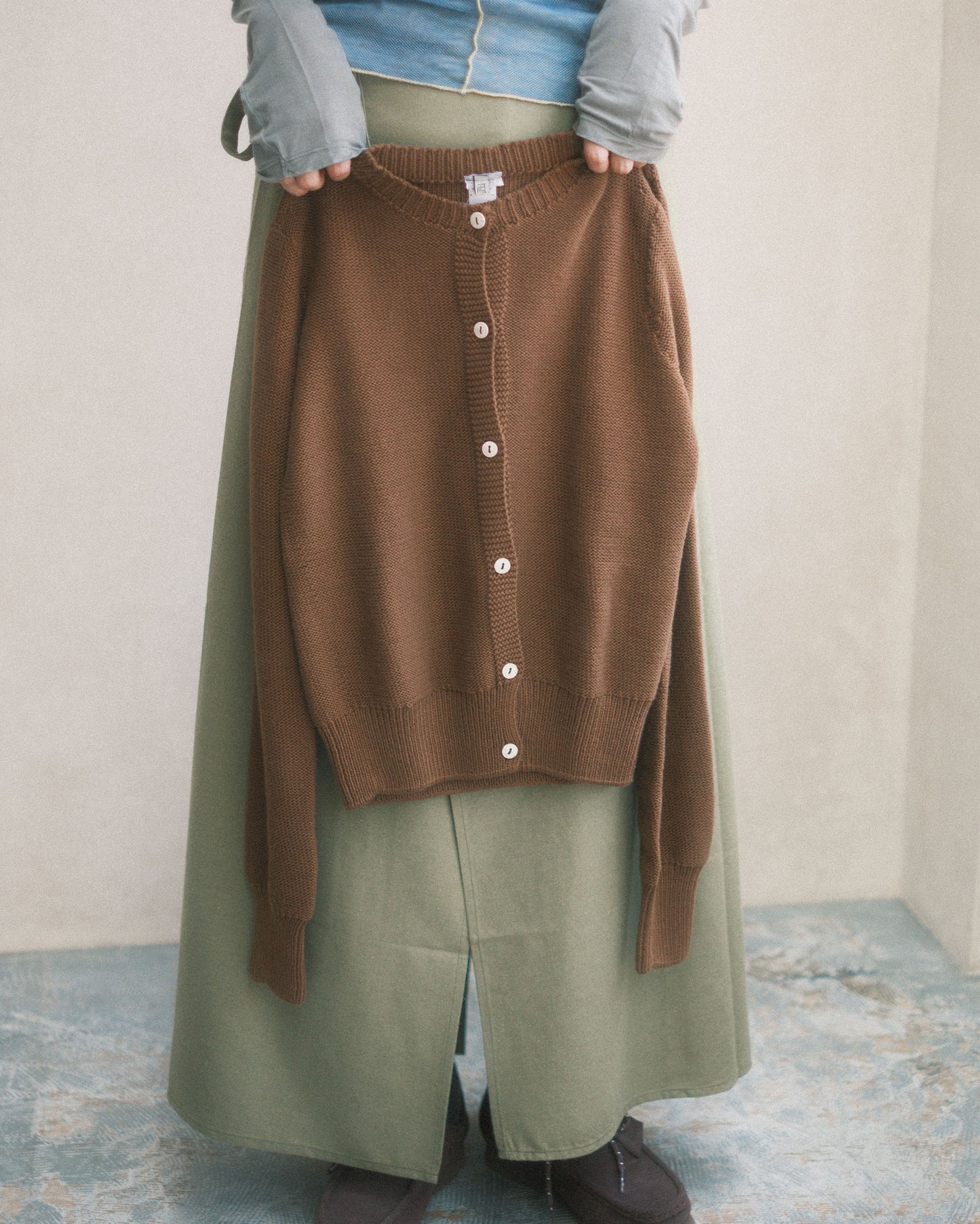 Baserange Tier Cardigan Nocciolabra (PUTC-CO-AW26)