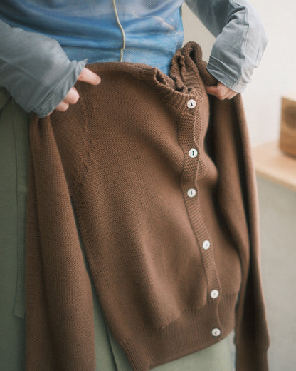 Baserange Tier Cardigan Nocciolabra (PUTC-CO-AW26)