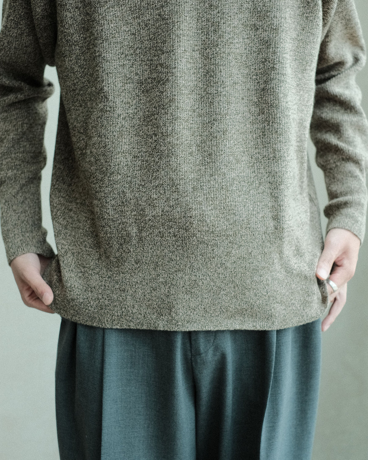 oira V neck pull over GRN (IFVP001)