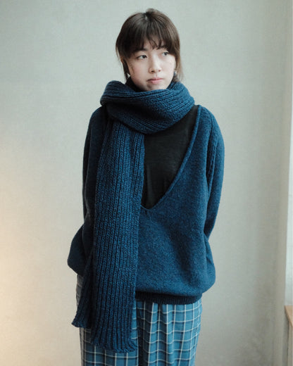 Baserange Mea Scarf Cap Nord Blue 着用正面・長さ