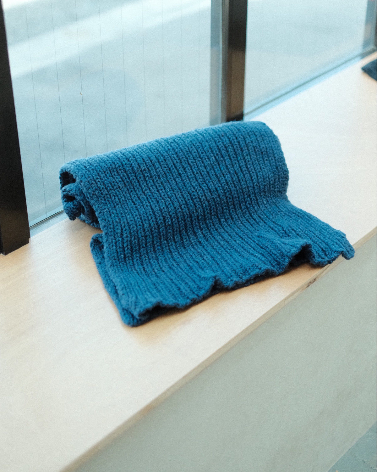 Baserange Mea Scarf Cap Nord Blue スカーフ単体・編地