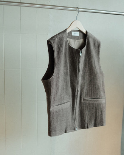Ernie Palo Wool Corduroy Vest Top Brown EP12VT01 ハンガー斜め正面全体